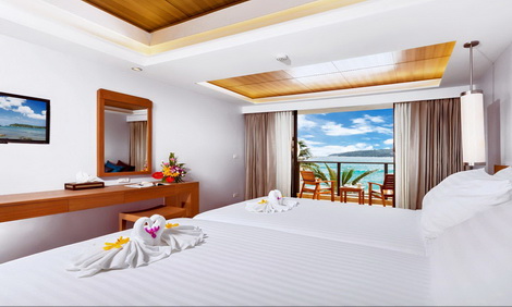 02 Beyond Deluxe Sea View Room