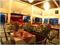 05 Restaurant
